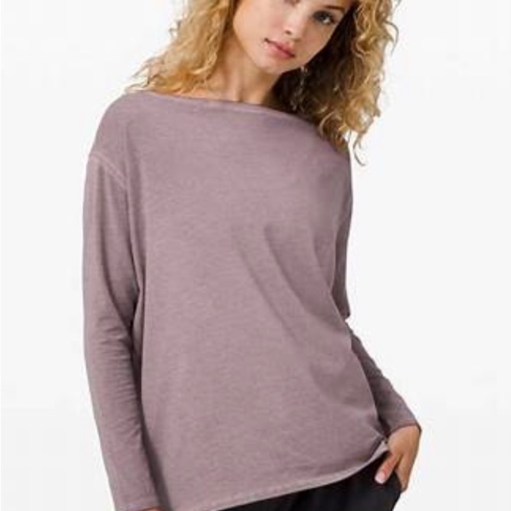 Lululemon Back in Action Top- Sz. 4 (lunar rock)